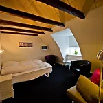 Hotellet 2*