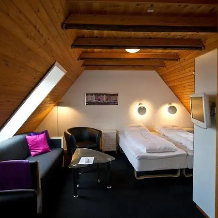 Hotellet Hotell 2*