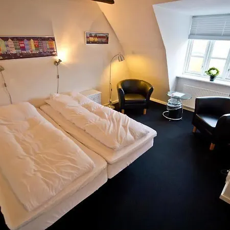 Hotell Hotellet 2*